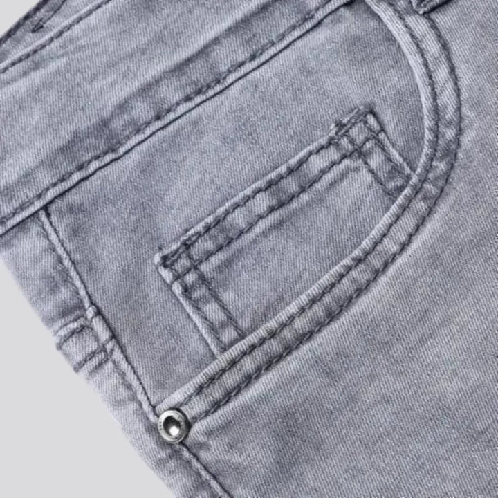 Tapered men's thin jeans